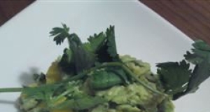 Spicy Mango Guacamole