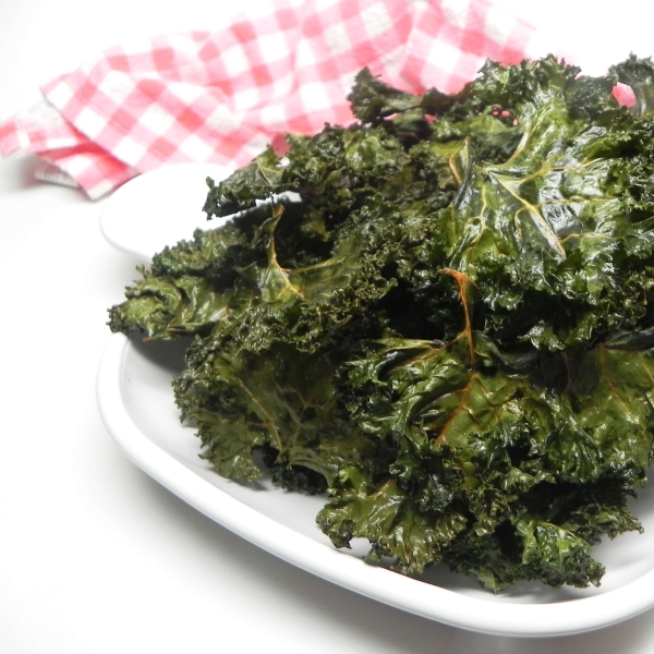 Salt and Vinegar Kale Chips