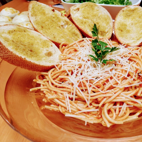 Chef John's Spaghetti with Red Clam Sauce
