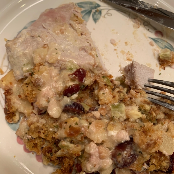 Easy Baked Pork Chops with Stuffing