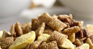 Peach Cobbler Chex Party Mix