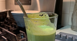 Banana, Avocado, and Spinach Smoothie