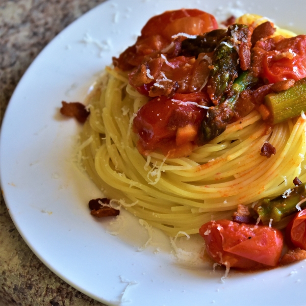 Bacon and Asparagus Pasta