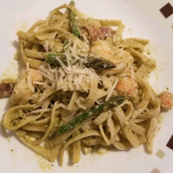 Amazing Shrimp and Langostino Lobster Linguine