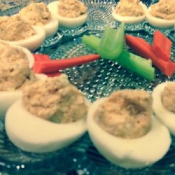 Buffalo Chicken Deviled Eggs