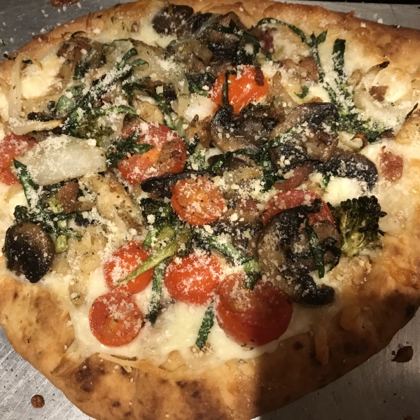 Naan Veggie Pizza