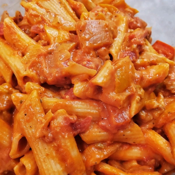 Zesty Penne, Sausage and Peppers