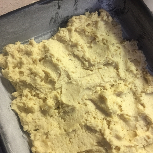 Make-Ahead Sour Cream Coffee Cake