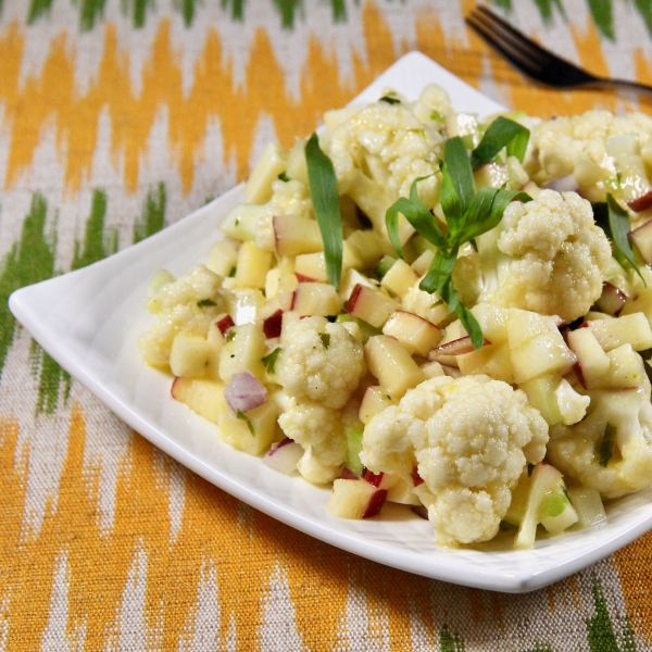 Marinated Lemon-Tarragon Cauliflower Salad