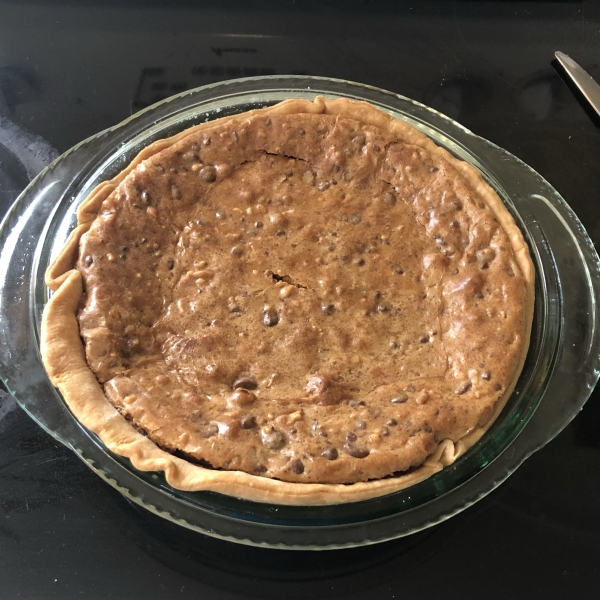 NESTLE TOLL HOUSE Chocolate Chip Pie
