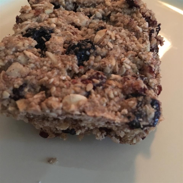 Blueberry-Almond Energy Bars