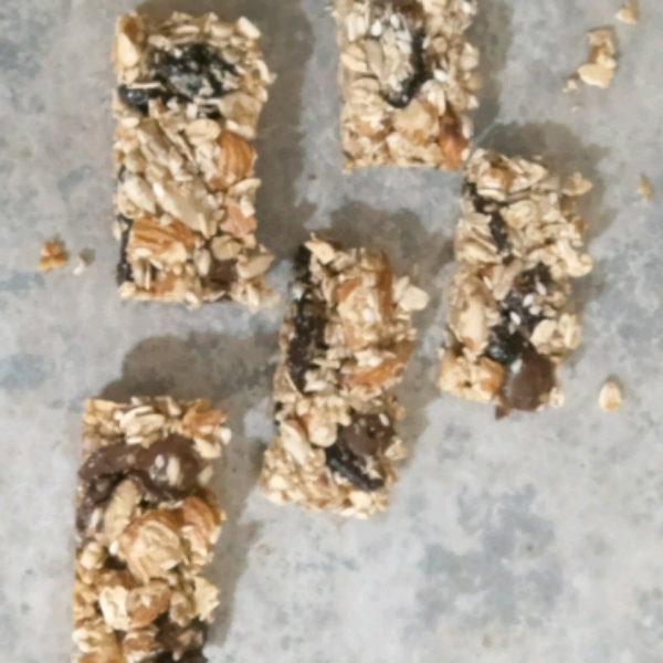 Blueberry-Almond Energy Bars