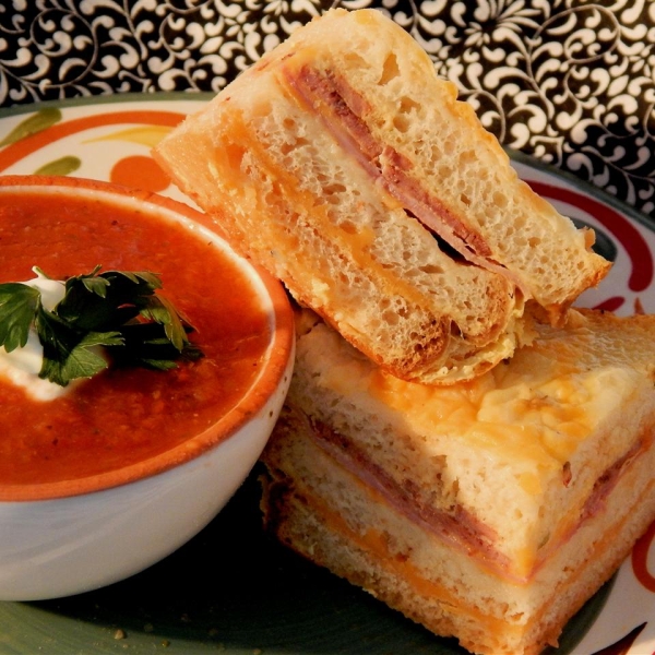 Grilled Cheese Brunch Bake