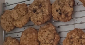 Chocolate Chip Oatmeal Cookies