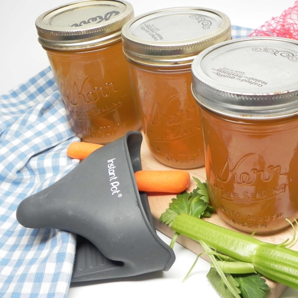 Instant Pot® Chicken Bone Broth