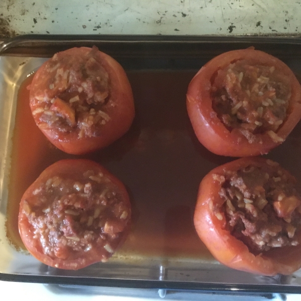Rice and Beef Stuffed Tomatoes