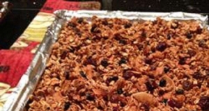 Addictive and Healthy Granola