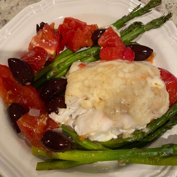 Grilled Cod with Spinach and Tomatoes