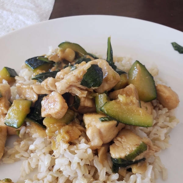 Spicy Thai Basil Chicken (Pad Krapow Gai)