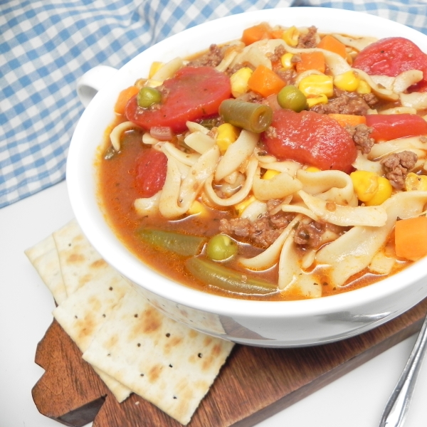 Hamburger Stew with Noodles