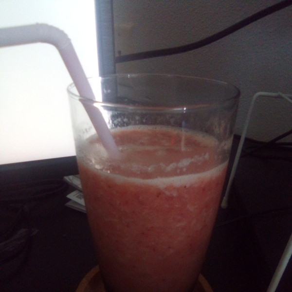 Mongolian Strawberry-Orange Juice Smoothie