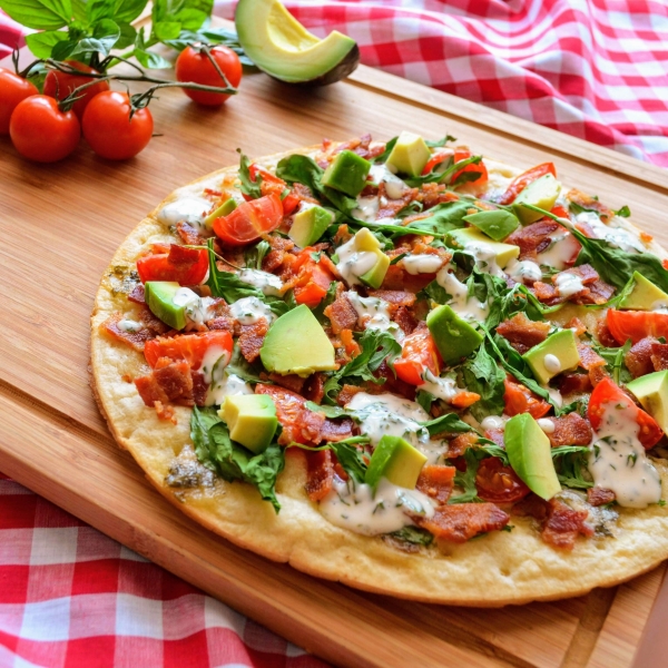 BLAT Pizza with Basil Mayo