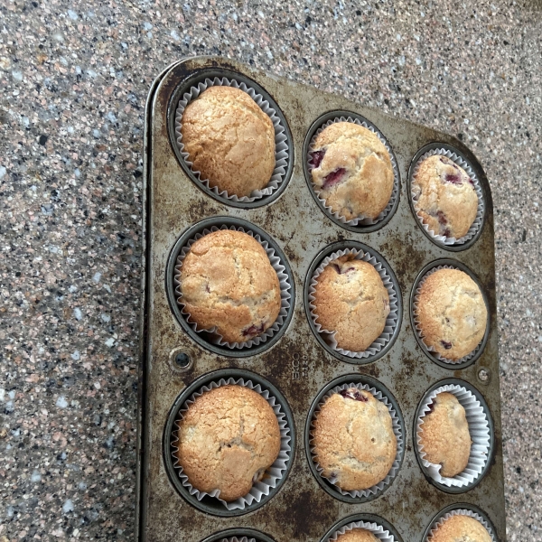 Fresh Cherry Muffins