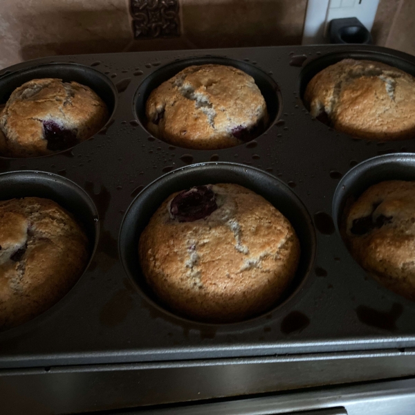 Fresh Cherry Muffins