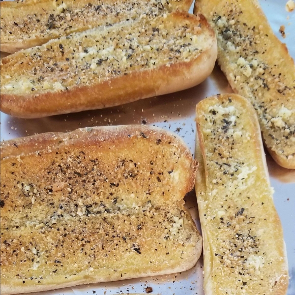 Quick Garlic Breadsticks