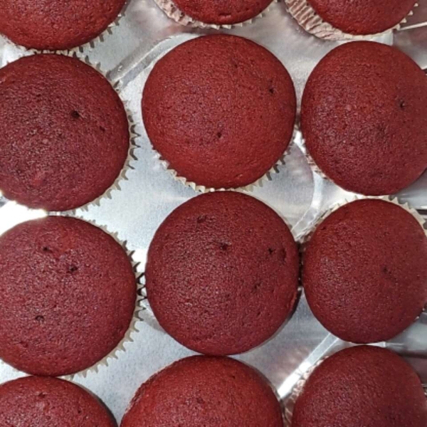 Moist Red Velvet Cupcakes