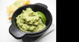 Quick Tomatillo Guacamole