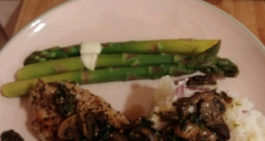 Jan's Peppered Pork Chops With Mushrooms and Herb Sherry Sauce