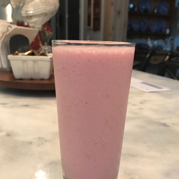 Tasty Strawberry Smoothie