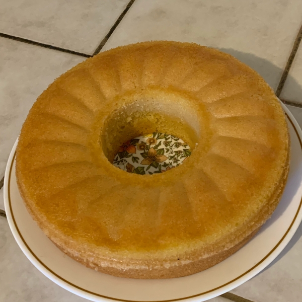 Seven-Up™ Pound Cake
