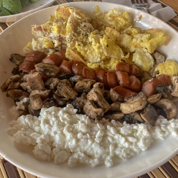 Cottage Cheese Breakfast Bowl