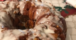 Apple-Walnut Cinnamon Roll Monkey Bread