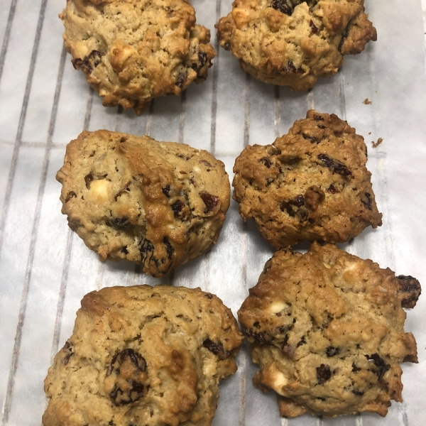 White Chocolate Cranberry Oatmeal Cookies