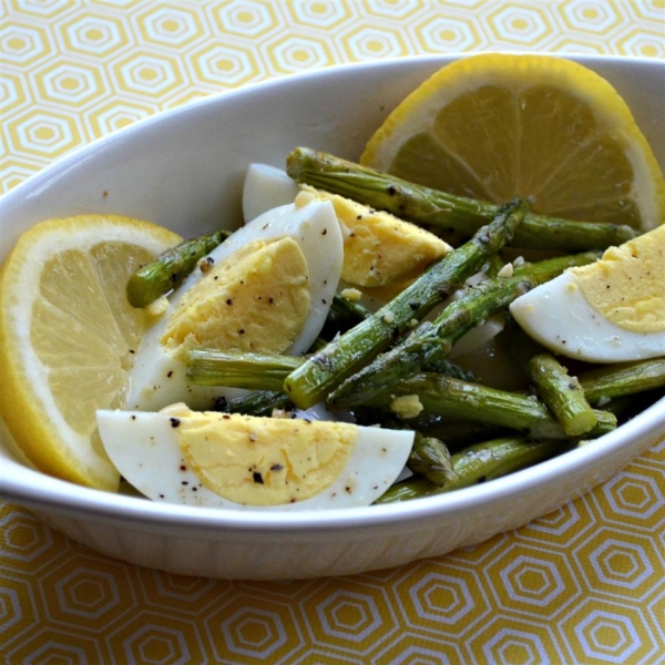 Eggy Asparagus Salad