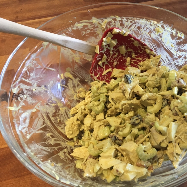 Curry Chicken Salad with Eggs