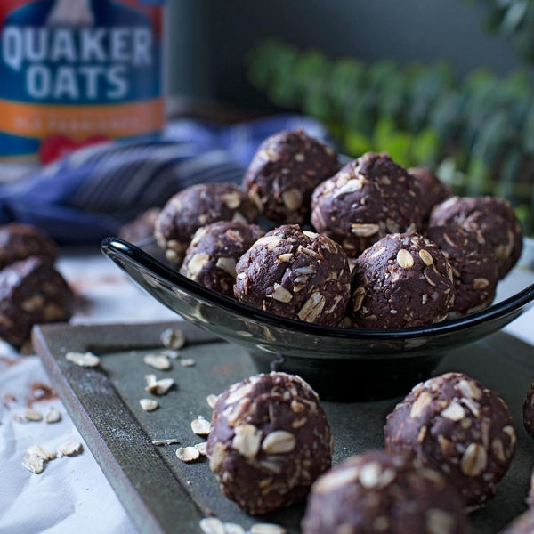 Cocoa-Nut Almond Butter Energy Bites