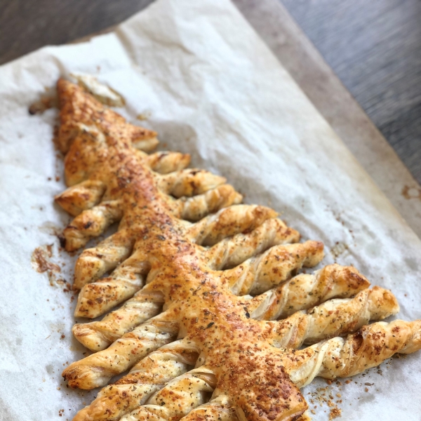 Savory Puff Pastry Christmas Tree