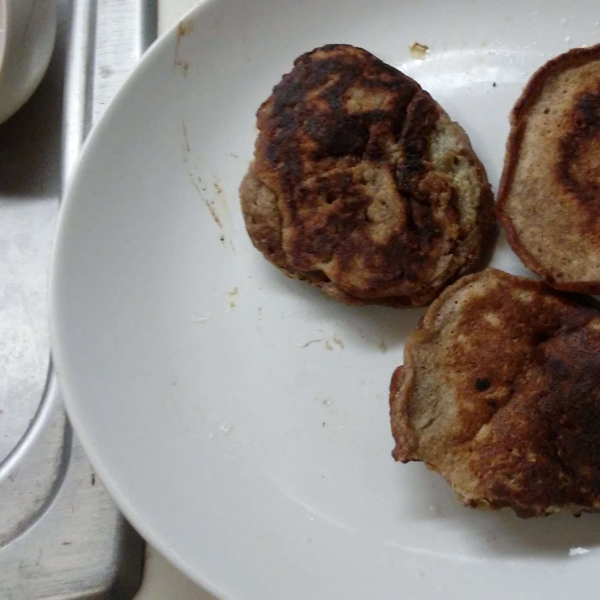 Whole Wheat Banana Pancakes