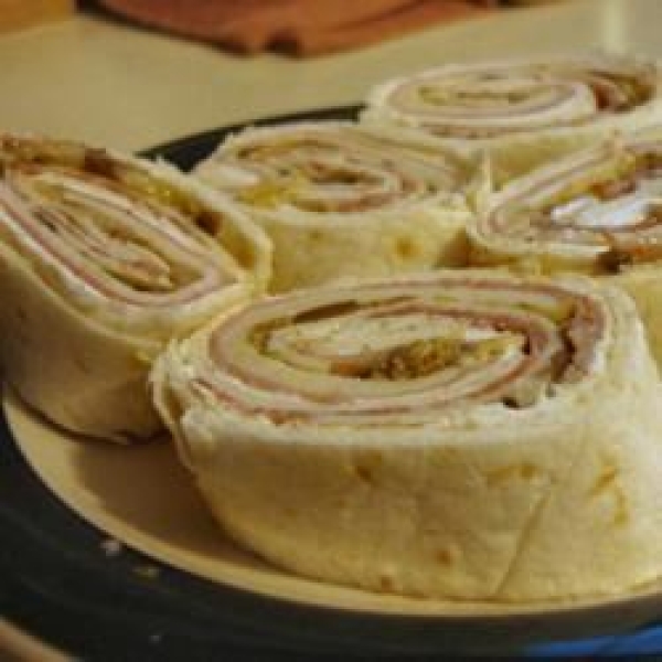 Muffuletta Pinwheels