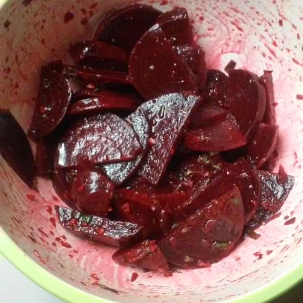 Garlicky Beet Delight