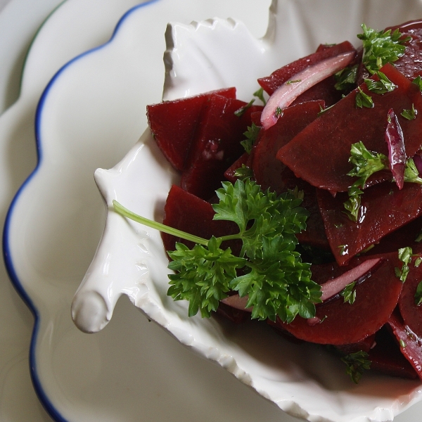 Garlicky Beet Delight