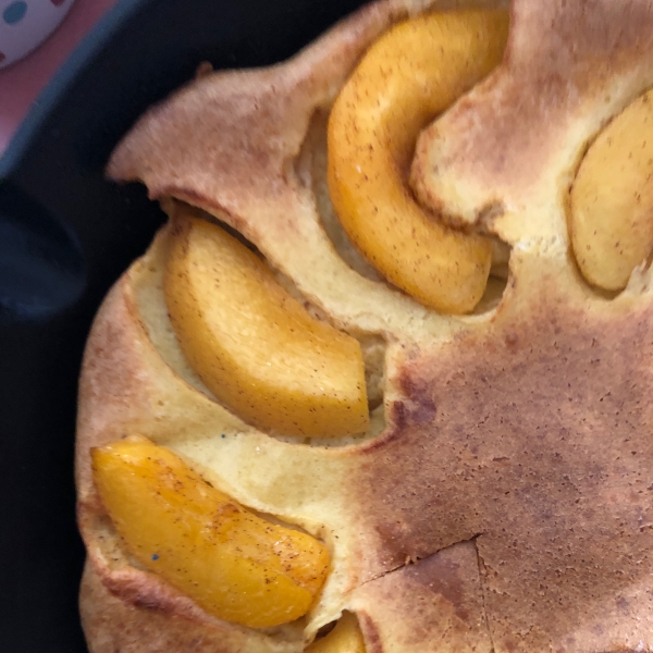 Baked Pancake with Peaches