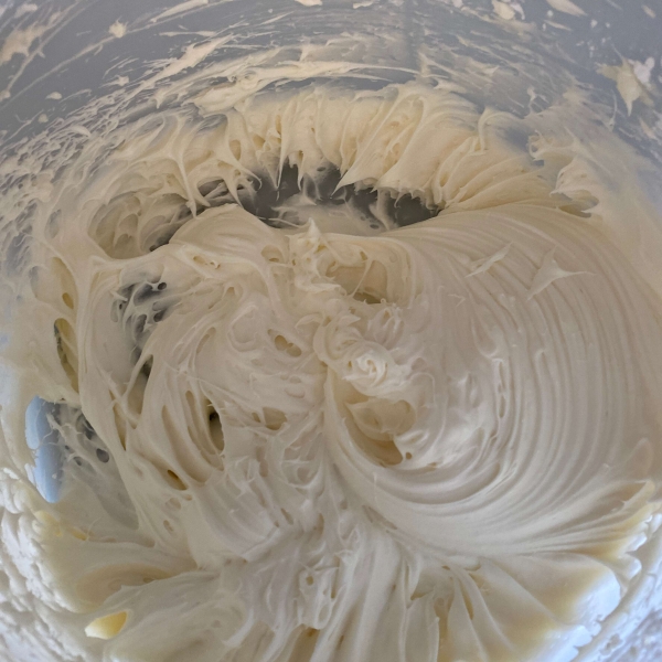 The Perfect Cinnamon Roll Icing
