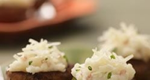 Cheesy Mashed Potato Stuffed Mushrooms