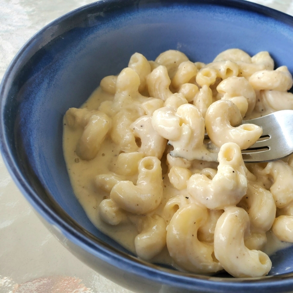 Keto Mozzarella Alfredo Sauce