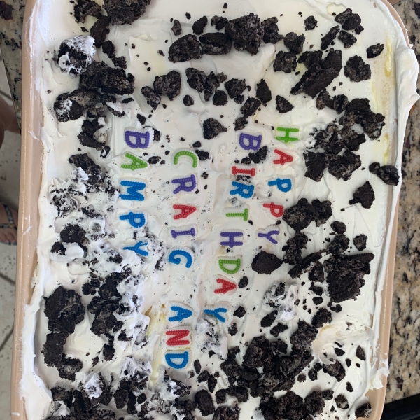 Oreo® Cookie Cake